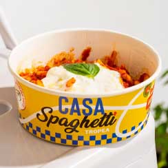 La ciotola Fileja con pomodoro e burrata